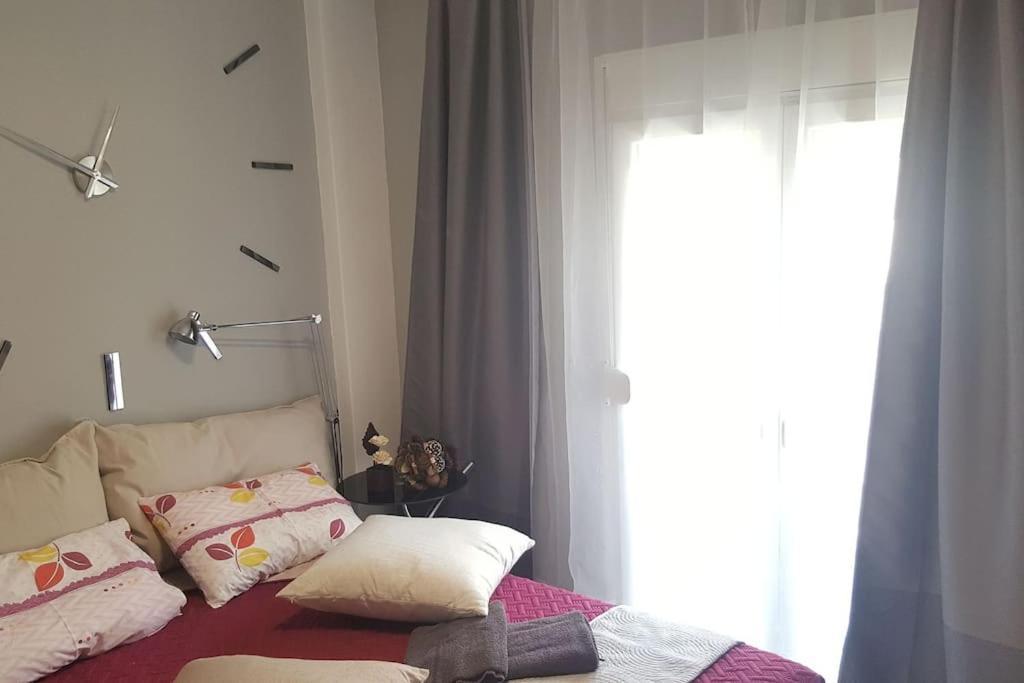 Modern Office Apartment.Wifi,2A/C,Luxury Fur/Tures Szaloniki Kültér fotó